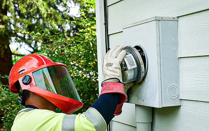 PUD crew swapping out electrical meters