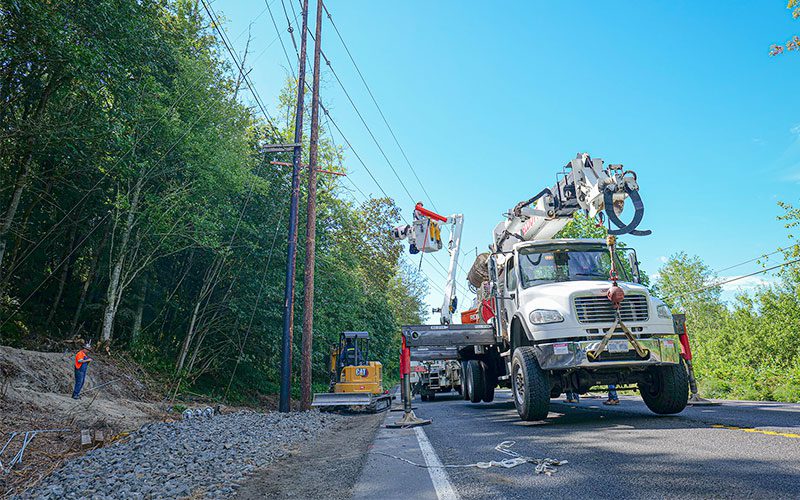 Contract line crew replacing a transmission pole along SR19 in 2022.