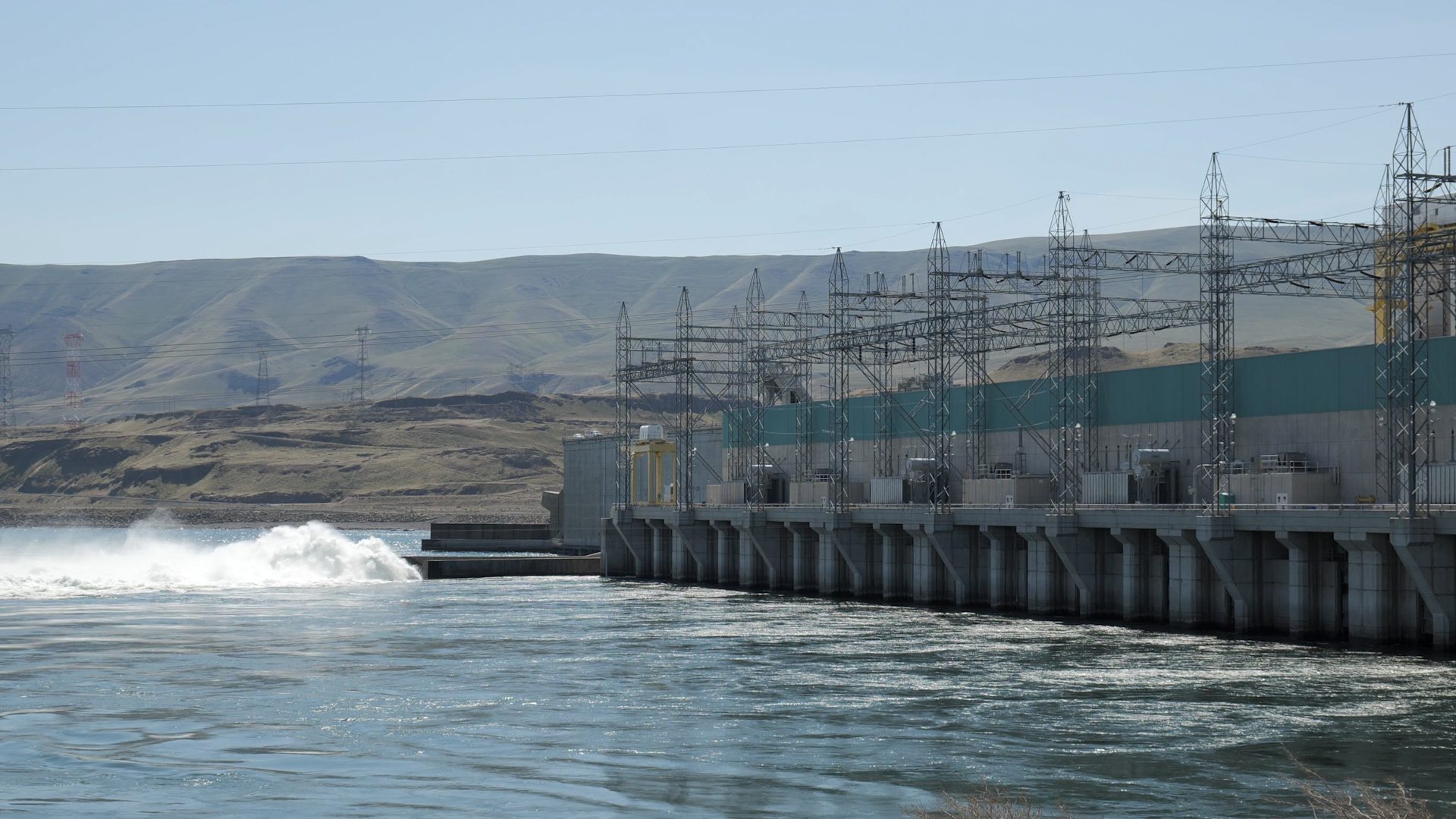 Wanapum Dam powerhouse exterior with fish bypass open.